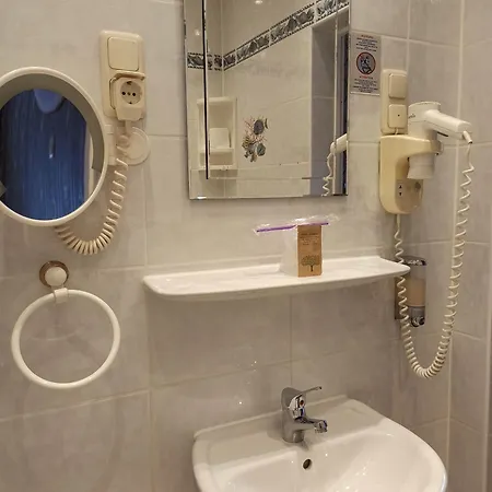 Apartmanhotel Gaestehaus Essener Strasse 9 Vom Schwetzingen
